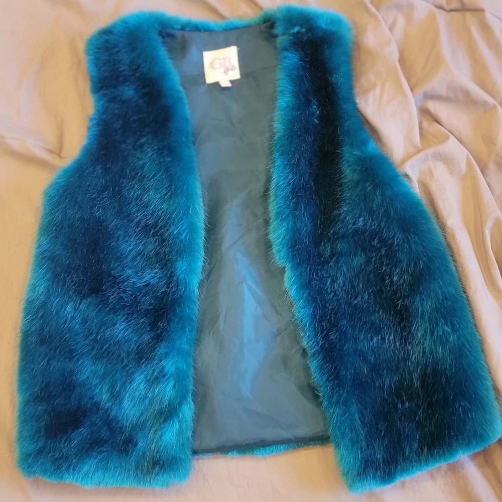 GB Girls Faux Fur Teal Vest Size Large
